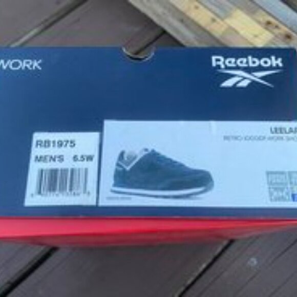 Reebok Men’s Leelap Retro Jogger Work Shoe | Size 6.5W - Picture 6 of 6